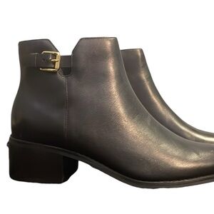 New women's Cole Haan black boots size 7.5